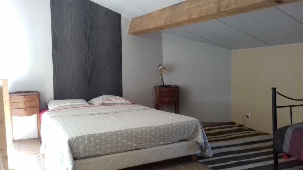 La Treille Bed and Breakfast Maillezais Esterno foto